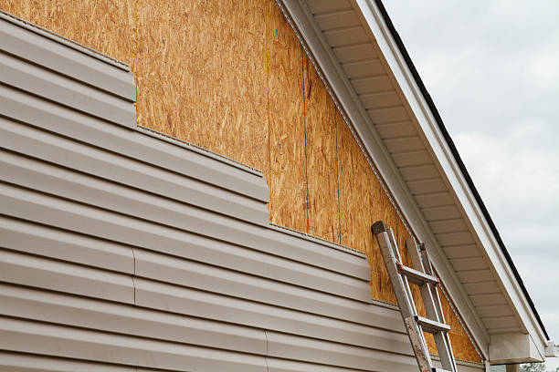 Professional Siding Contractor technician working in Myerstown, PA